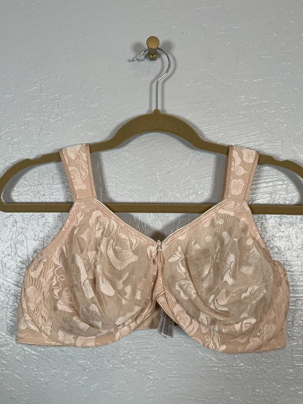 Wacoal Women 44D Beige Awareness Underwire Bra Unlined Adjustable Straps